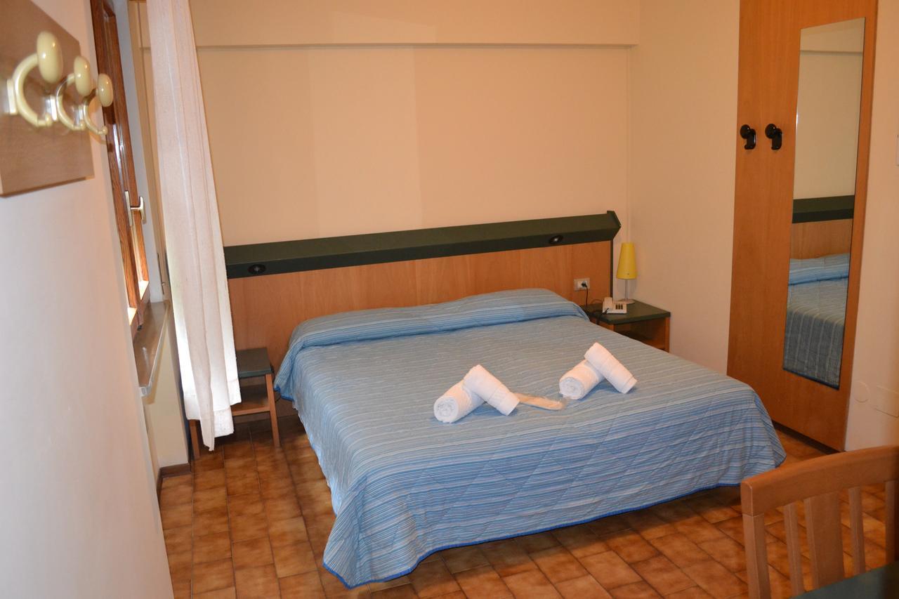 Economy Twin Room,664096803:JPEG